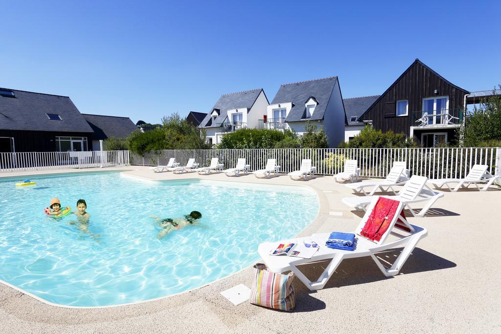 Residence Nemea Les Roches サン・ポル・ド・レオン エクステリア 写真
